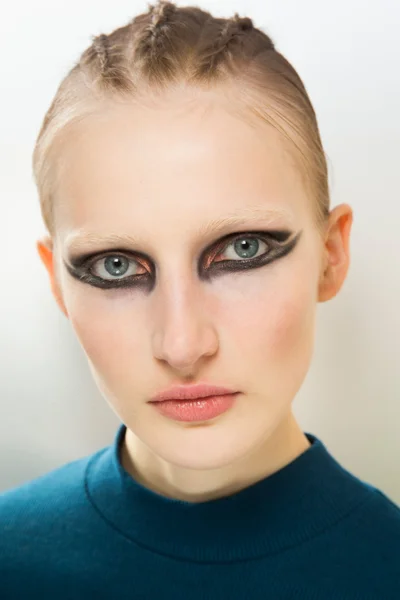 Look 3